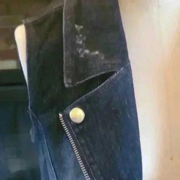 Distressed denim vest - Picture 4 of 4